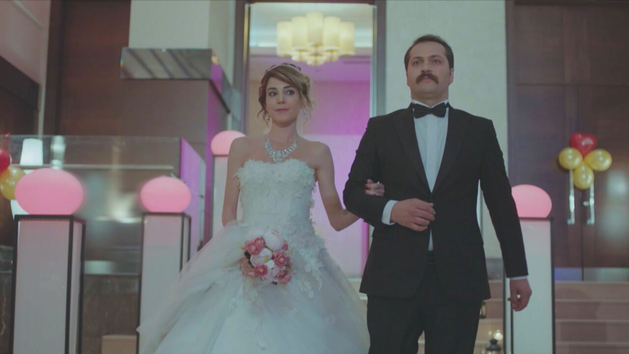 Replica La forza di una donna in streaming, puntate del 22 agosto | Video Mediaset