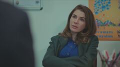 Jale si confida con Sinan