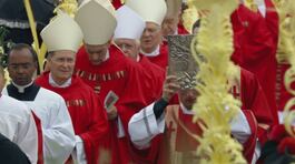 Domenica delle Palme, la Settimana Santa del Papa delle sorprese thumbnail