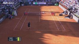 Tennis, Sinner avavnti agli ottavi, le lacrime di Berrettini thumbnail
