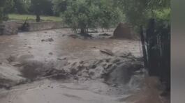 Nubifragi e mareggiate, il maltempo ora colpisce il Sud thumbnail