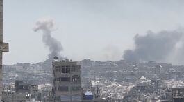 Israele continua l'offensiva su Gaza, 100 vittime thumbnail