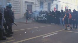 Ultradestra a Gallarate, in 400 al raduno del "Remigration Summit" thumbnail