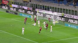 Il Milan vince tra le proteste, Bologna ko col Genoa thumbnail