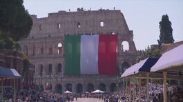 L'Italia celebra il 2 giugno, Mattarella, "Grati alle Forze Armate" thumbnail