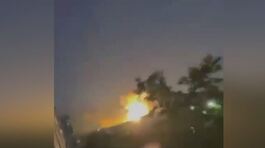 "Il leone si alza", nella notte l'attacco d'Israele contro l'Iran thumbnail
