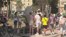 Italia nella morsa del caldo, umidità e tre città in bollino rosso thumbnail