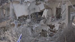 L'Iran bombarda, Israele risponde, ormai è guerra aperta thumbnail