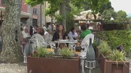 Il turismo "Mordi e fuggi" sul lago di Como, Varenna dice basta thumbnail