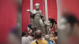 "A.A.A. cercasi portatori per i patroni", a Lecce appello alle palestre thumbnail