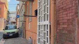 Foggia, viene uccisa a coltellate a pochi metri da casa thumbnail