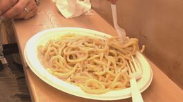 "Burro, panna, parmigiano", BBC scivola sulla Cacio e pepe thumbnail