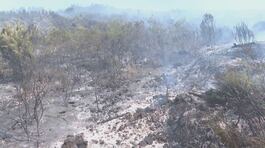 Il Vesuvio ancora brucia e c'è un nuovo focolaio thumbnail