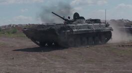 Da falchi a colombe, la televisione russa parla della fine della guerra thumbnail