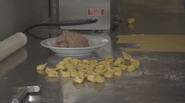 Taglioli, fettuccine, ravioli, a Roma il pastificio degli ultimi thumbnail