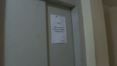 Torino, ostaggi da agosto in una palazzina perché l'ascensore è rotto