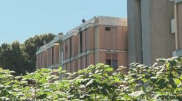 Milano, appena sgomberato l'ex liceo Manzoni torna ai senzatetto thumbnail