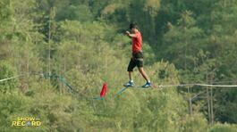 La sfida bendata della slackline thumbnail