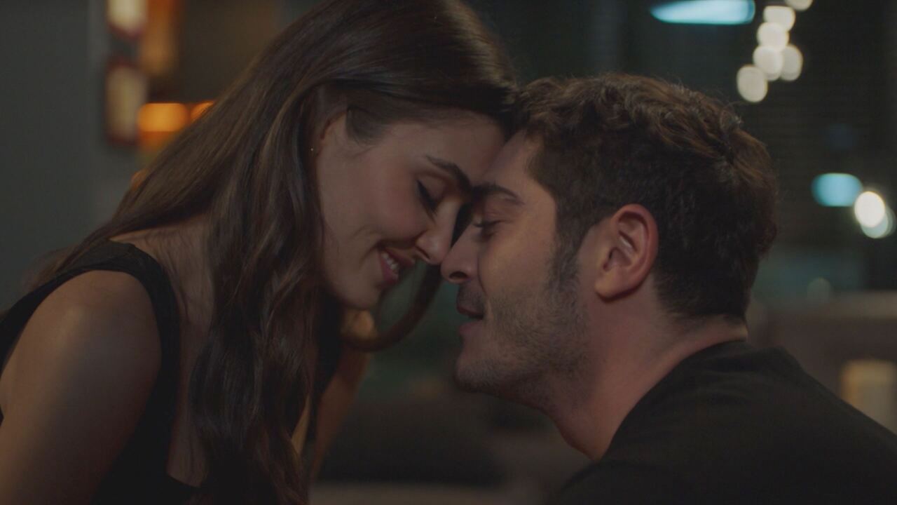 Another Love, replica puntata 14 novembre in streaming | Video Mediaset