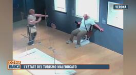 L'estate del turismo maleducato thumbnail