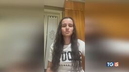 "Mie foto fake sui muri, un inferno di violenza" thumbnail