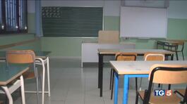 Il grido degli studenti la scuola sia una guida thumbnail