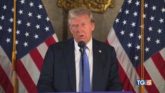Nuovi dazi di Trump su farmaci, mobili, camion