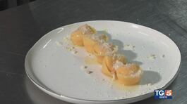 Tortelloni uova e parmigiano con tartufo thumbnail