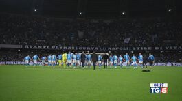 Napoli sogna scudetto Inter cade con la Roma thumbnail