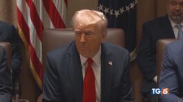 Trump minaccia l'Ue "A giugno dazi al 50%" thumbnail