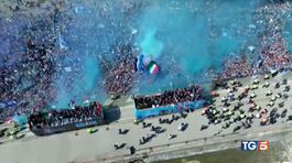 A Napoli la sfilata dei campioni d'Italia thumbnail