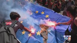 Roma, in migliaia alle manifestazioni thumbnail
