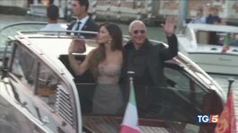 Il bacio, poi il party arrivederci Venezia! thumbnail