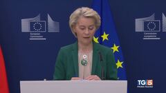Ue frena: negoziamo. Timori per i mercati