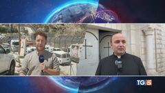 Bombe su Gaza City colpita una chiesa