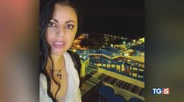 Il mistero della donna svenuta nell'armadio thumbnail