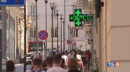 Caldo estremo e malori poi il ciclone dal nord thumbnail