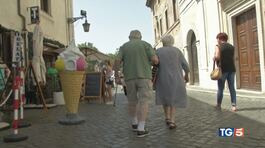 Sempre meno figli e sempre più single thumbnail