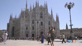 Caldo, vicino il picco Città aperte per ferie thumbnail