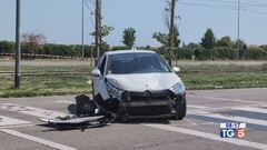 Uccisa da un'auto, caccia a 4 giovani