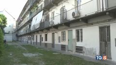 Occupano la casa, rischiano sette anni