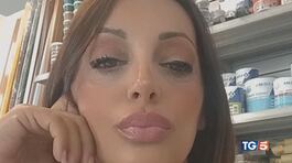 Strangolata in casa, caccia all'ex in fuga thumbnail