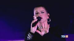 Stasera su Canale5 il concerto evento di Alessandra Amoroso