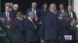 L'arrivo di Donald Trump e Zelensky in Piazza San Pietro thumbnail