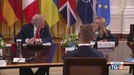 Volodymyr Zelensky e i leader europei da Donald Trump: le parole della Premier Giorgia Meloni thumbnail
