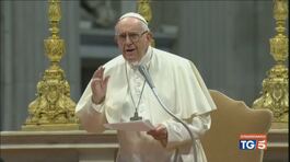 Papa Francesco e la preghiera thumbnail