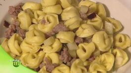 Tortellini con melanzane e salsiccia e tortellini al gratin thumbnail