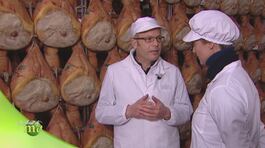 La stagionatura del prosciutto crudo thumbnail