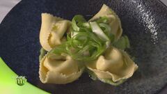 Ravioli ripieni con asparagi alle due consistenze