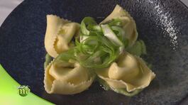Ravioli ripieni con asparagi alle due consistenze thumbnail